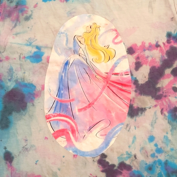 H&M Disney Aurora Sleeping Beauty Tie Dye Graphic Tank Top - Medium - EUC - Picture 3 of 6